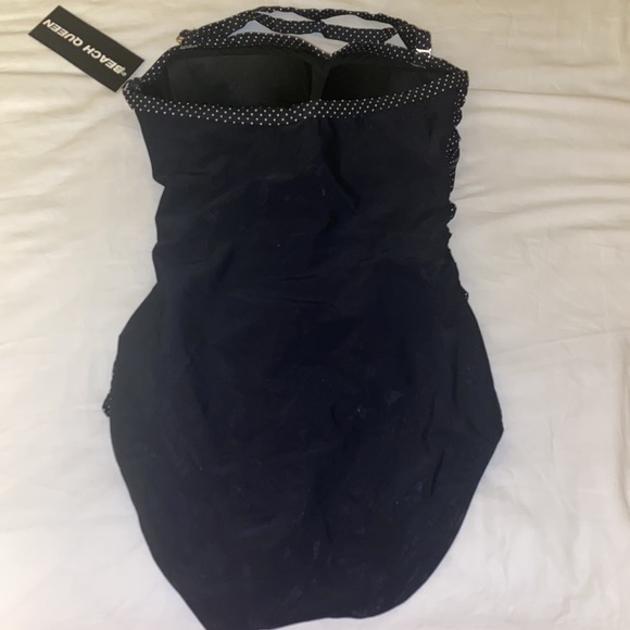 BEACH QUEEN one-piece swimsuit - Picture 5 of 6